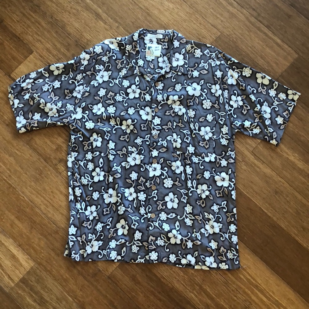 Men’s floral dress shirt